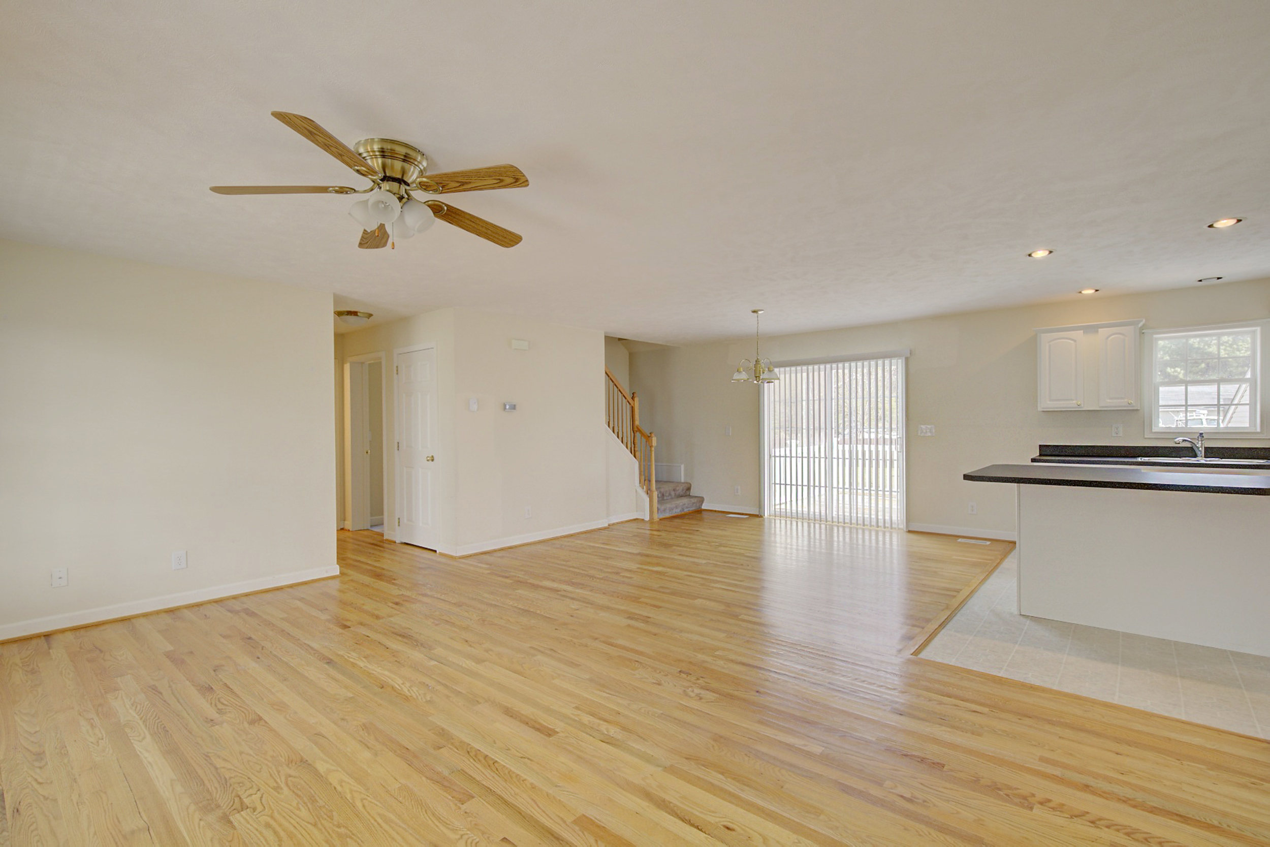 9469 Glass Road